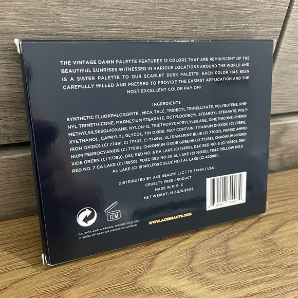 Ace Beaute Vintage Dawn Eyeshadow Palette - Picture 7 of 8